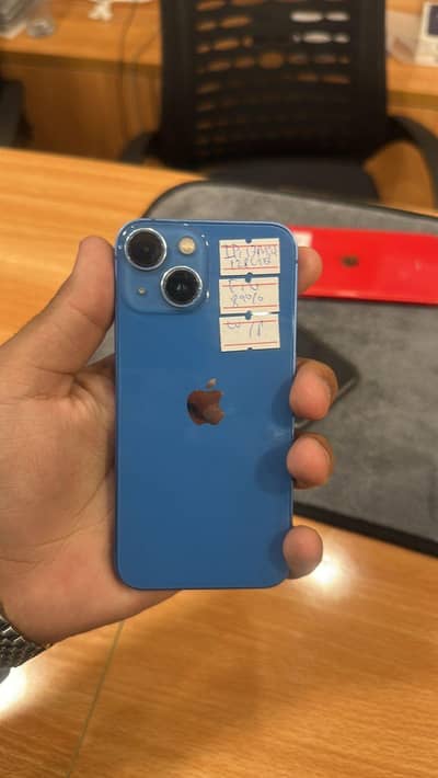Apple iPhone 13 mini