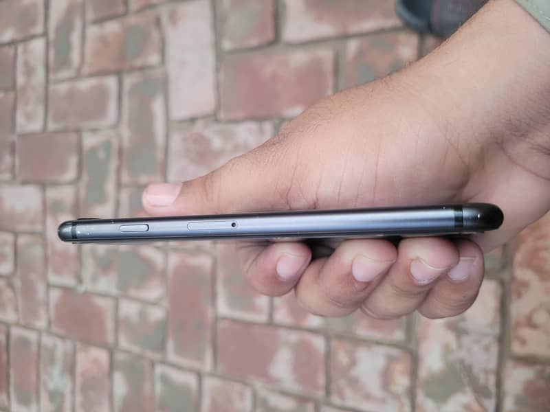 Apple iPhone 8 2