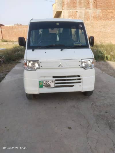 Mitsubishi Minicab Bravo 2019