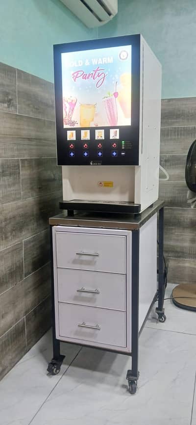 Commercial Hot & Cold Beverage Vending Machine