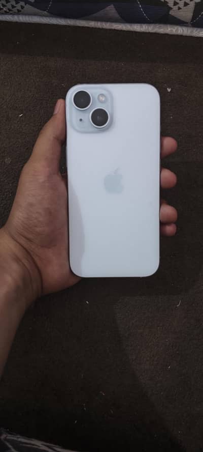 Apple iPhone 15