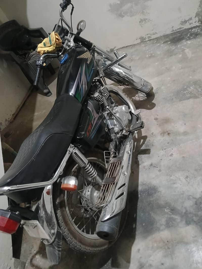 motorcycle 0