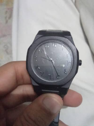 black aura watch in 10 out of 9 condition