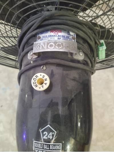 Ac DC BLDC Pedestal Fan with Remote