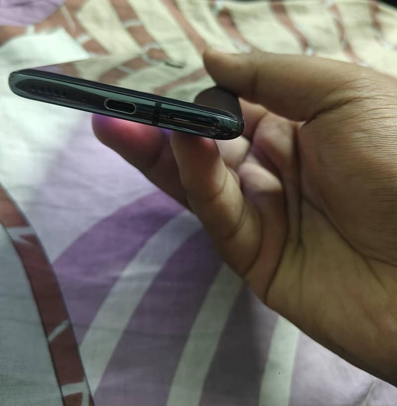 One Plus 7 Pro 3