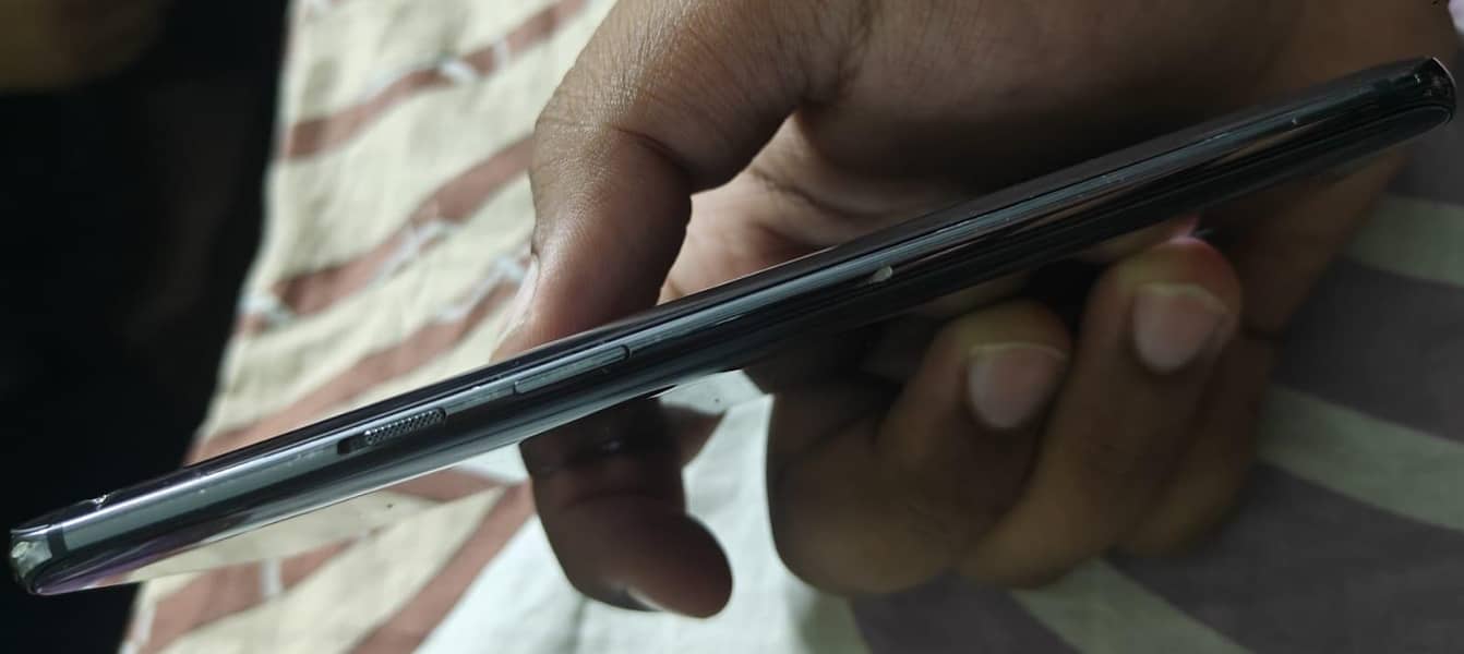 One Plus 7 Pro 4