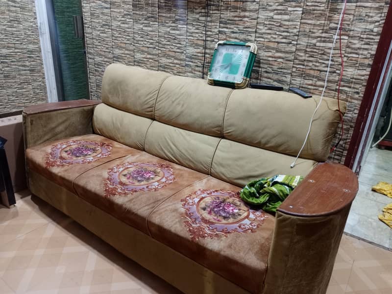 5 seater sofas 1