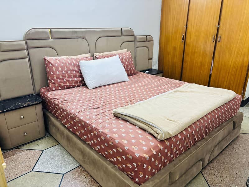 bed set with dressing table 5