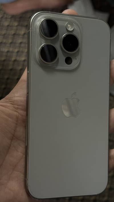 iPhone 15 pro waterpack