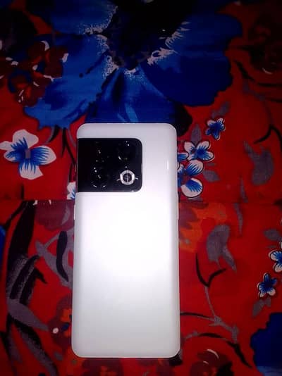 One Plus 10 Pro 5G