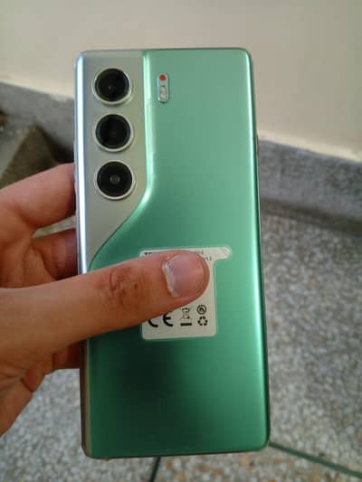 Tecno CAMON 40 Pro