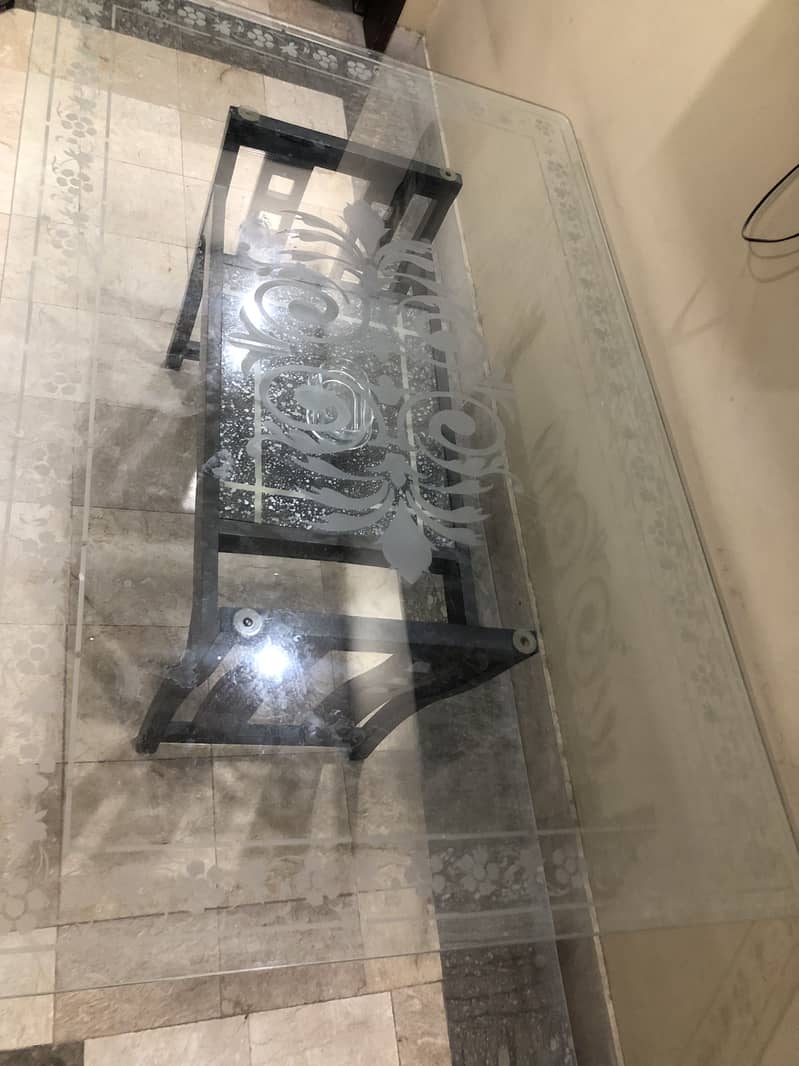 Dining Table 0