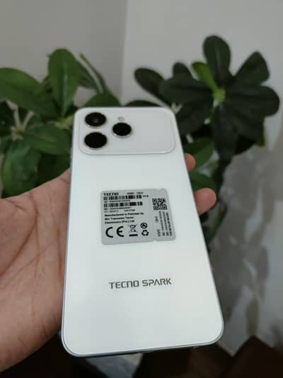 Tecno Spark 40