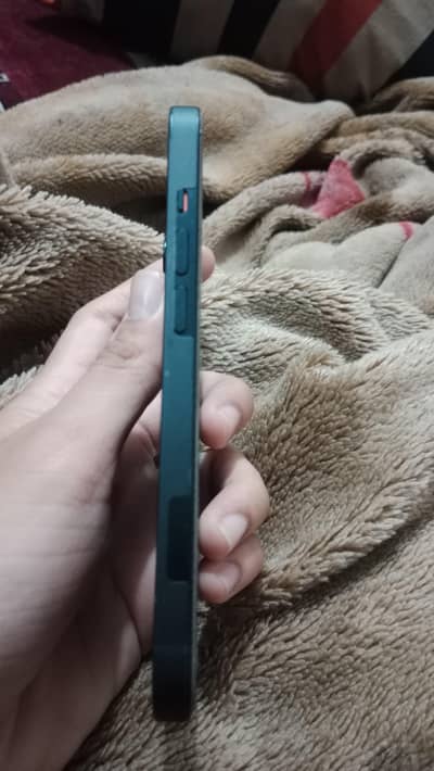 Apple iPhone 14