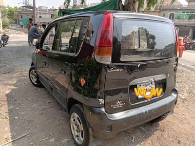 Hyundai Santro 2001 urgent for sell.
