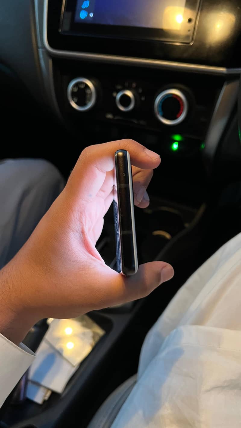 Google Pixel 6a 5