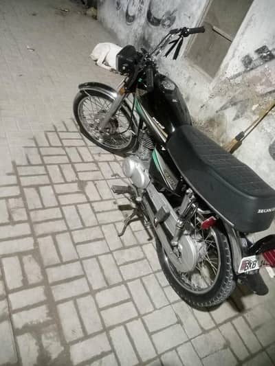 CG 125