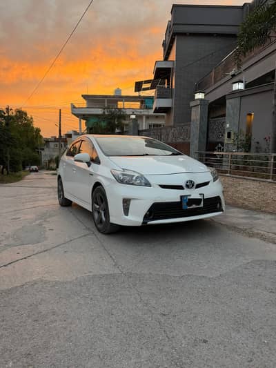 Toyota Prius 2015