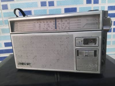 Radio Sony 4 bands
