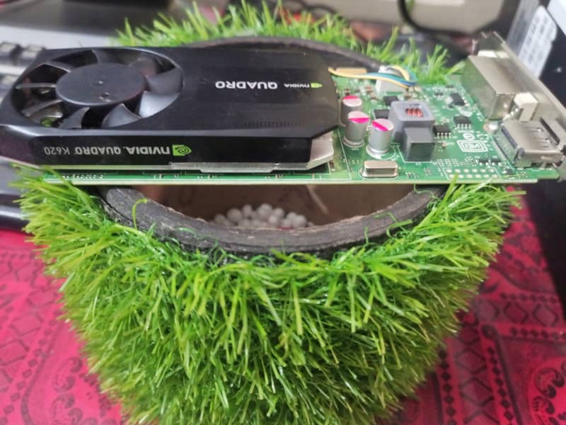 QUADRO K620 1