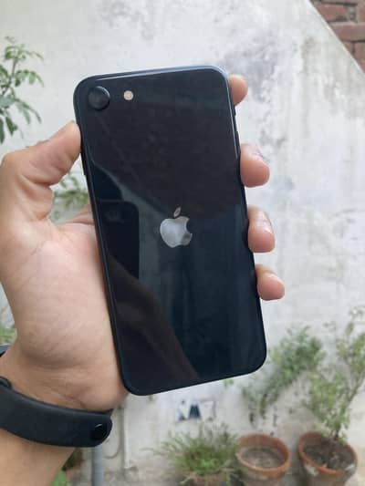 Apple iPhone SE 2020 ( 88 BH, 64GB, NON-PTA )