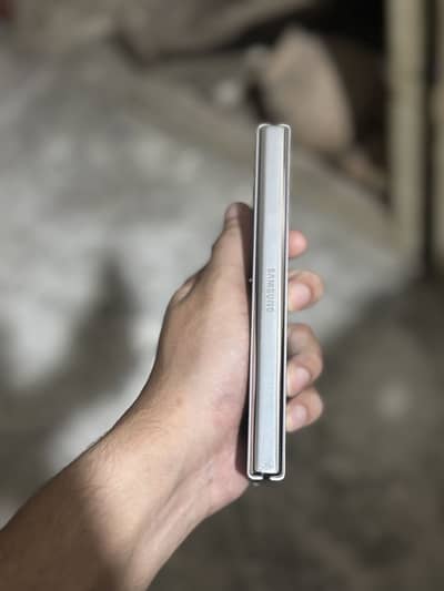 Samsung Galaxy Z fold 3 (0fficial Approved)Dual physical plus esim