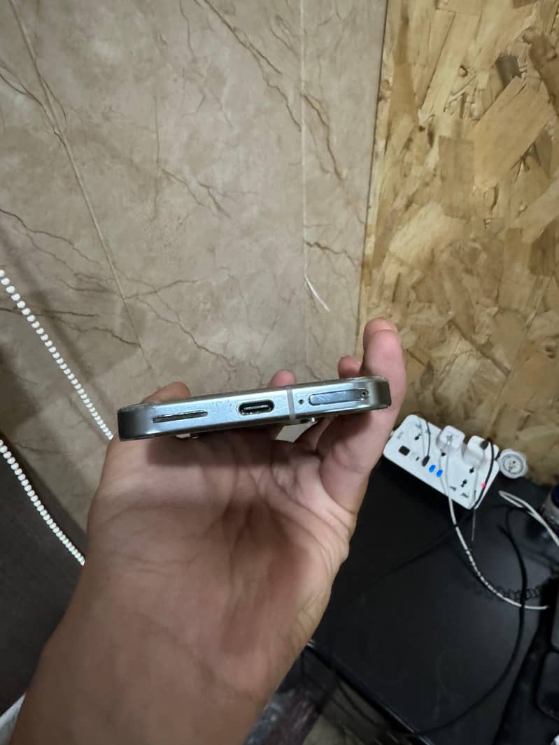 Google Pixel 9 Pro 4