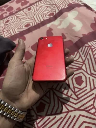 Apple iPhone 7
