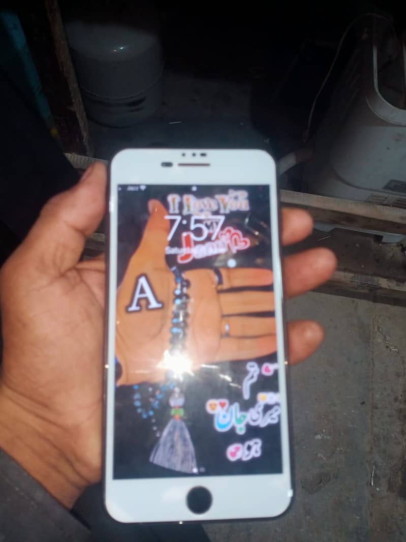 Apple iPhone 7 Plus 2