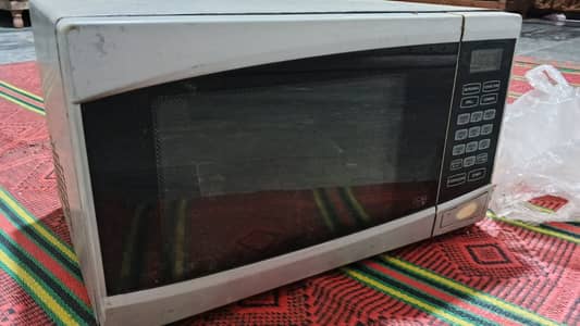 MICROWAVE CASING NO TRANSFORMER AND RODAS ALL WORKING