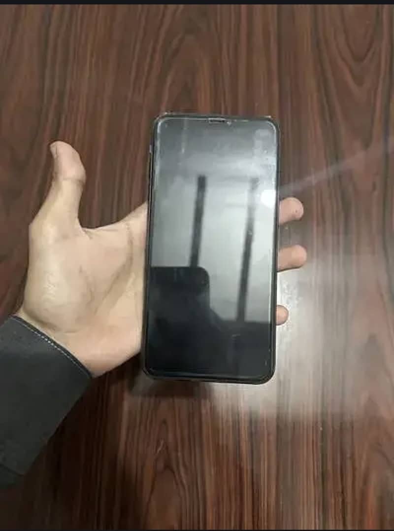 iPhone xsmax 0