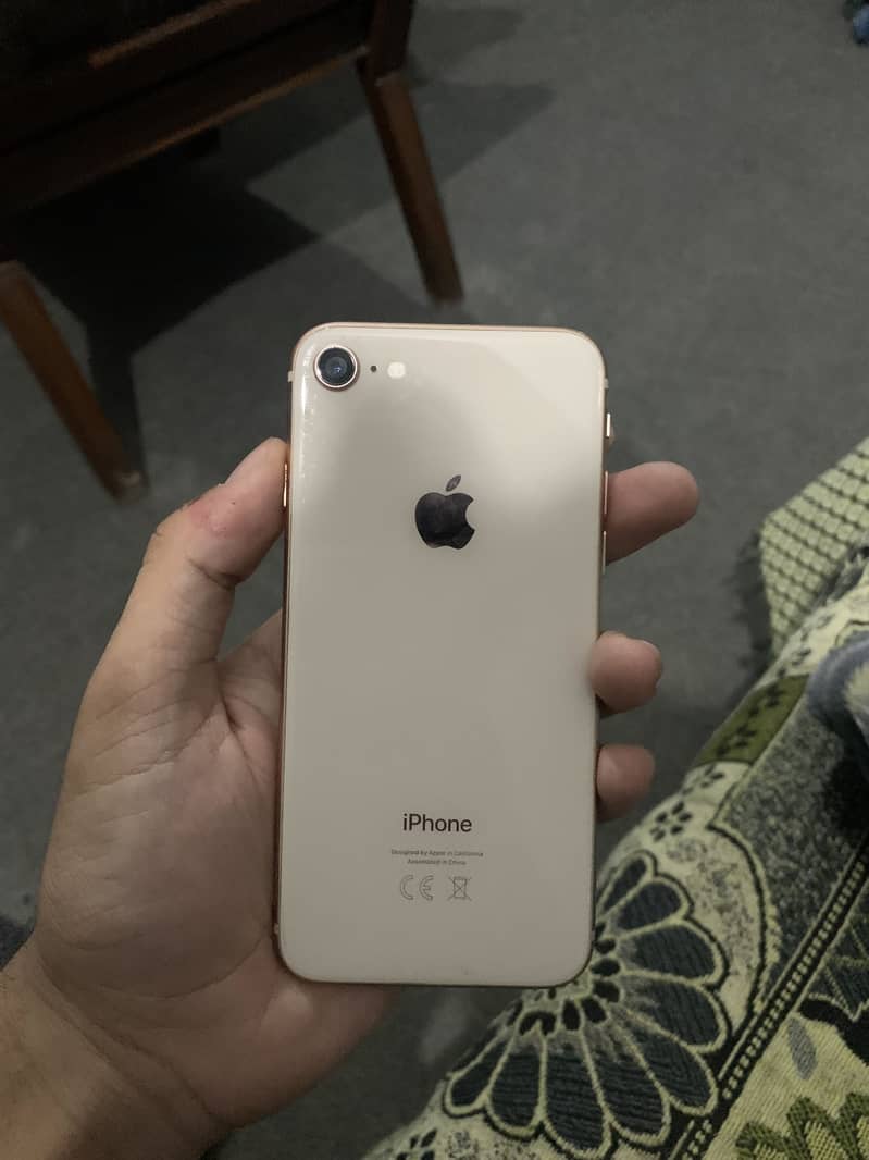 Apple iPhone 8 0