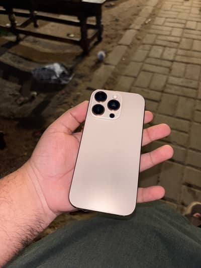 Apple iPhone 16 Pro