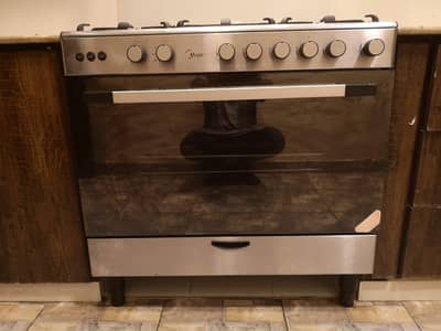 Media one cooking range