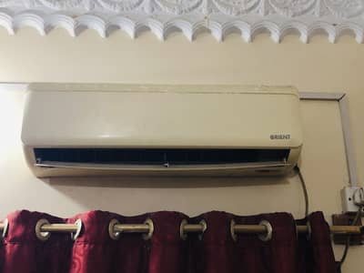 Orient 1. ton split Ac Excellent condition for sale