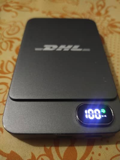 POWER BANK DHL