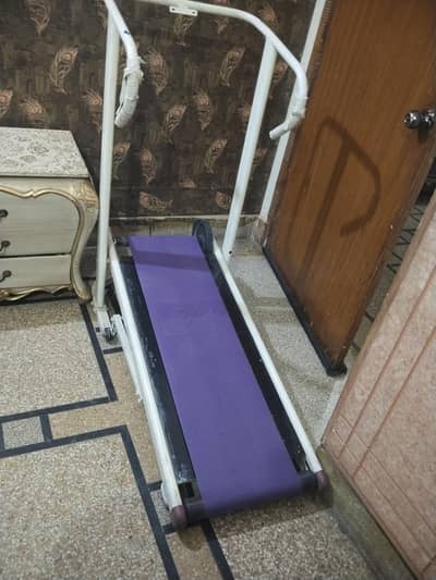 treadmil. manual treadmil