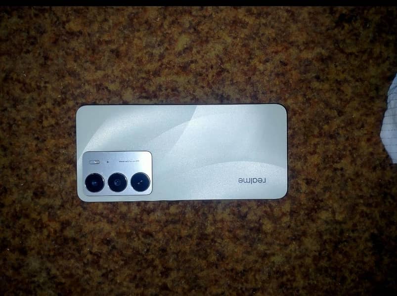Realme C75 0