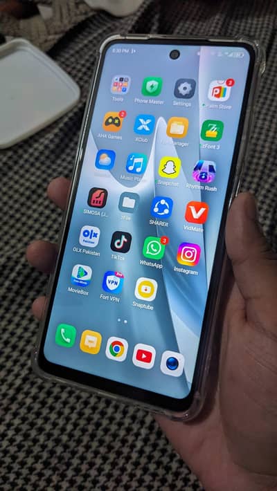 Infinix Smart 8 Pro