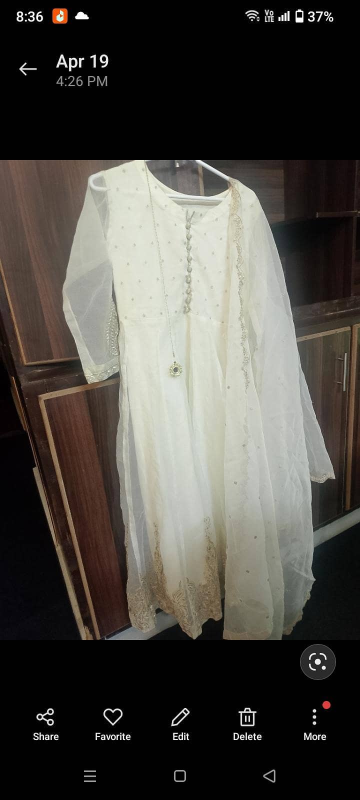 2. dreses 1