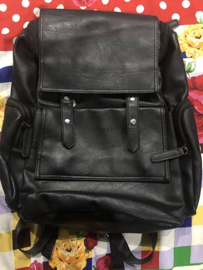 Premium quality Elegance leather bag.
