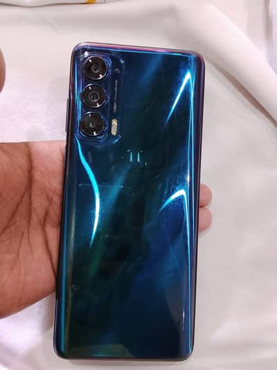 moto edge 2021