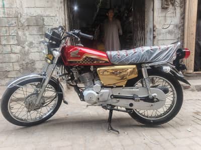 Honda CG 125 Special Edition (Gold)