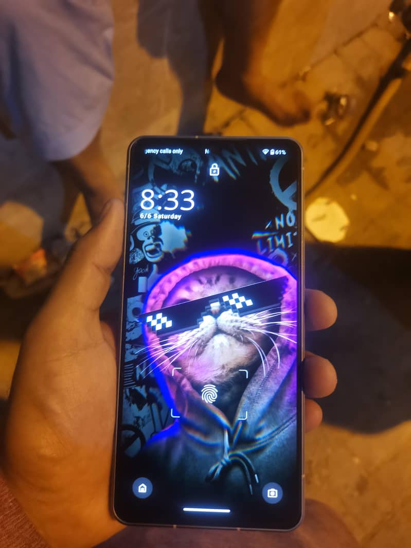 sharp aquos r7 4