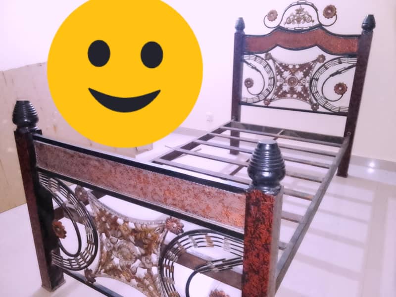 Iron bed. Quality material. Solid 1