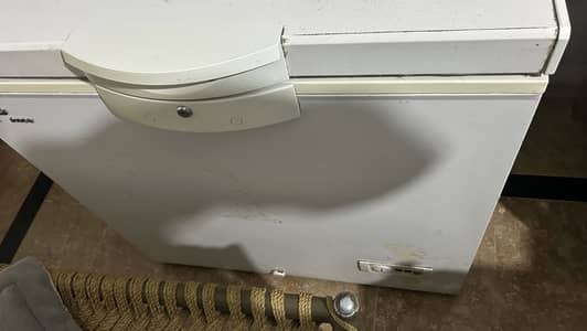 Dawlance free for sale lush condition singke door