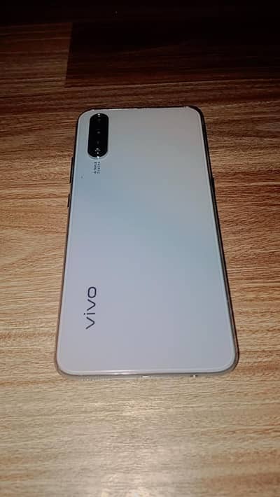 Vivo S1