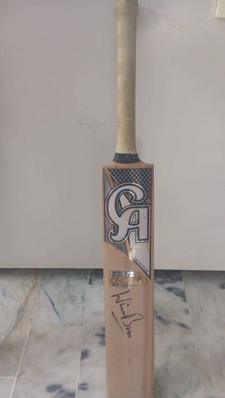 CA Bat 0
