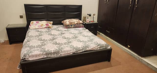 Full Bedroom set for sale with carpet