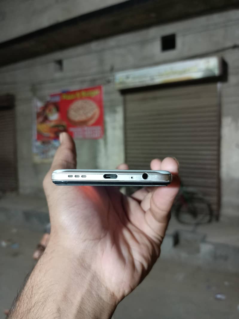 Tecno CAMON 18T 5